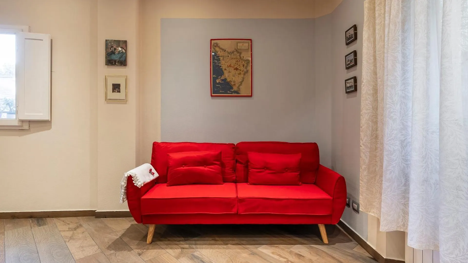 Leone Apartment Florence 0*,